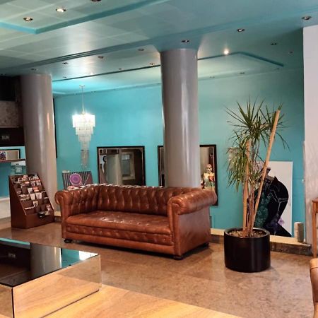 Hotel Tres Sargentos Buenos Aires Buitenkant foto
