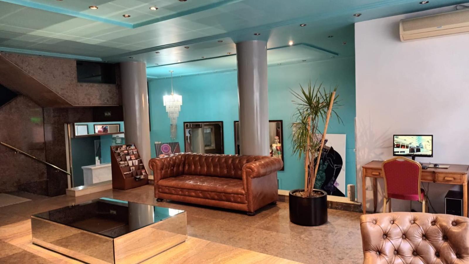 Hotel Tres Sargentos Buenos Aires Buitenkant foto